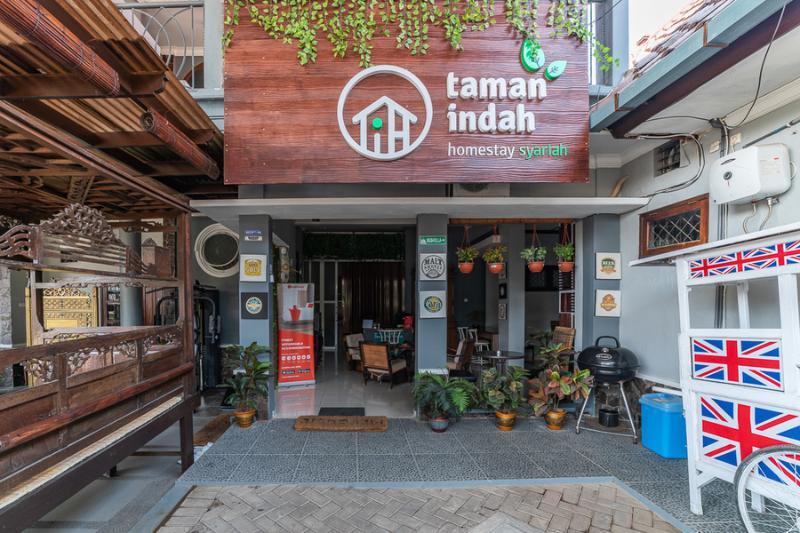 Reddoorz Syariah Near Rri Wisma tamu Malang